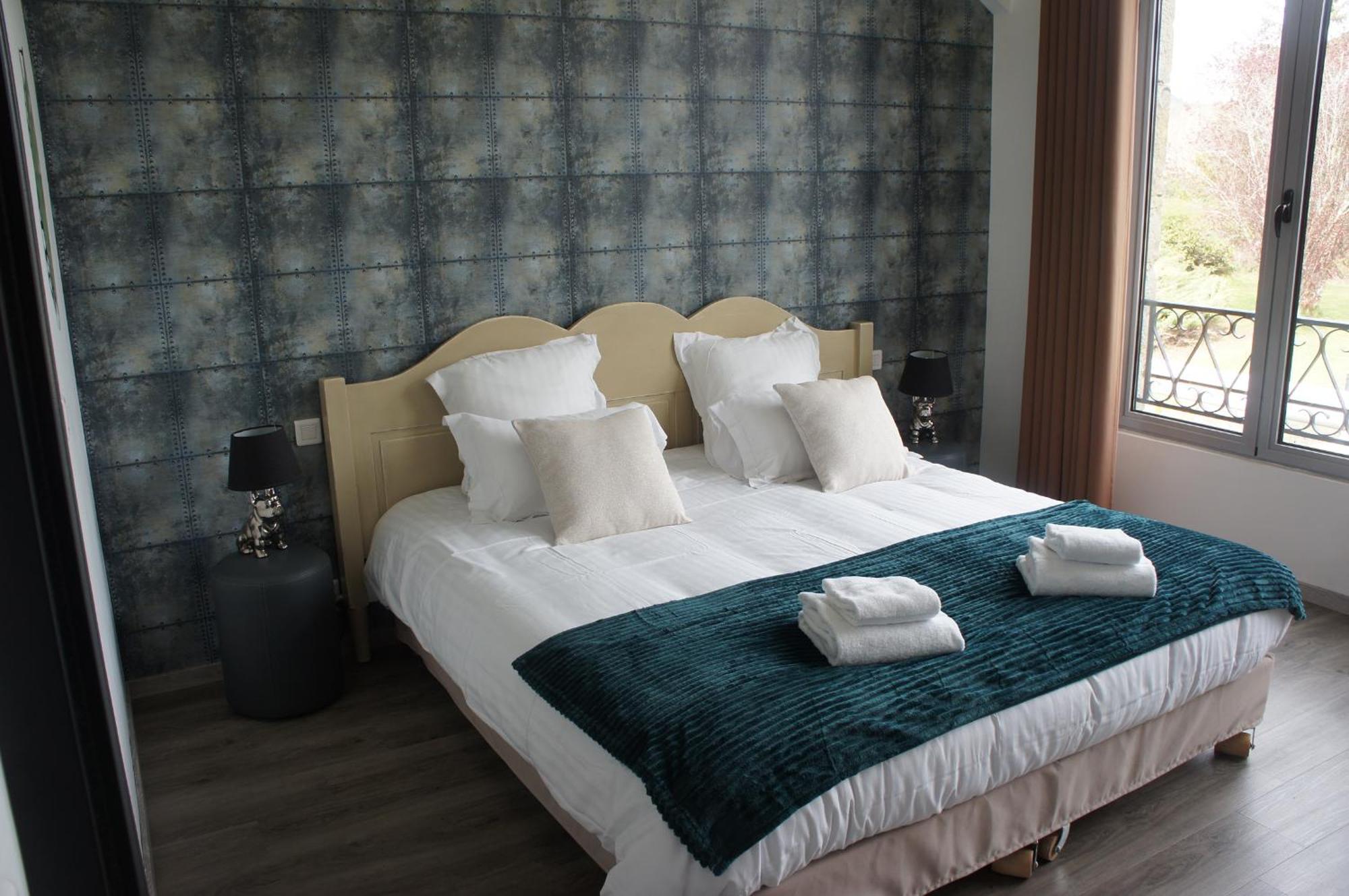 Logis Hotel Auberge De Cartassac Cressensac-Sarrazac Ngoại thất bức ảnh