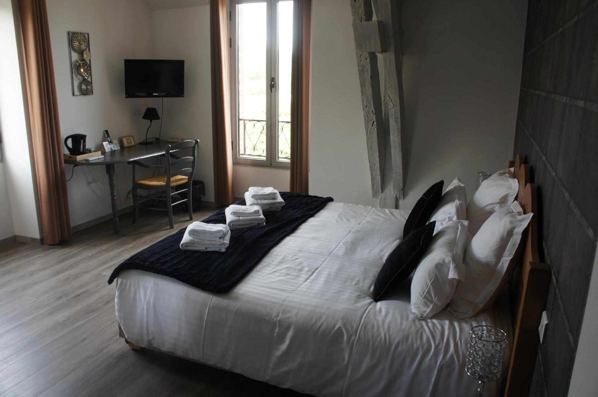 Logis Hotel Auberge De Cartassac Cressensac-Sarrazac Ngoại thất bức ảnh