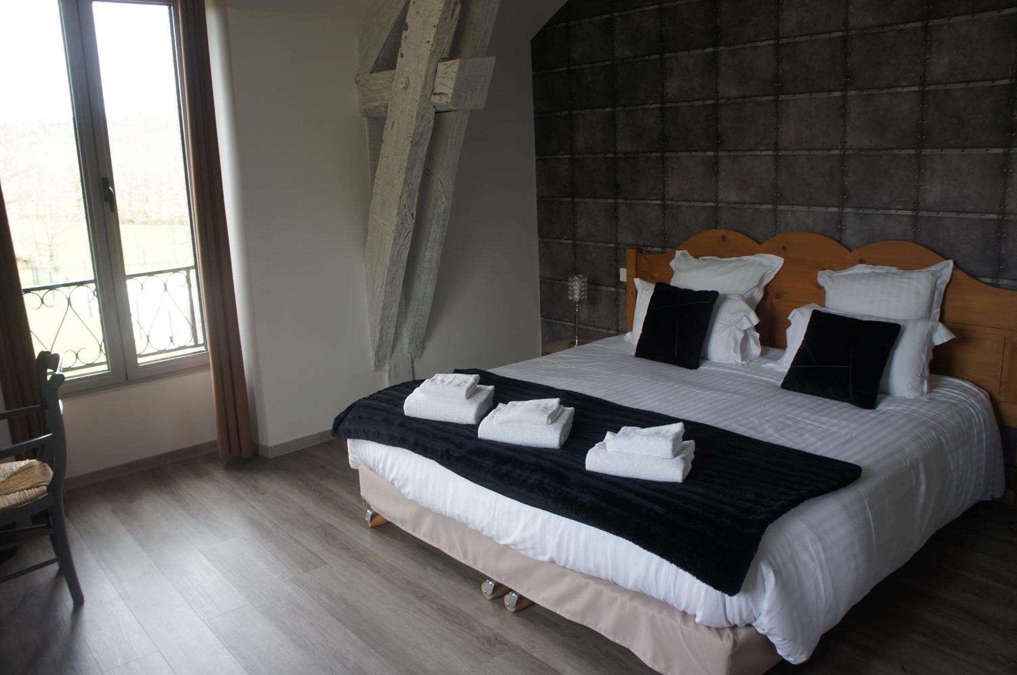 Logis Hotel Auberge De Cartassac Cressensac-Sarrazac Ngoại thất bức ảnh