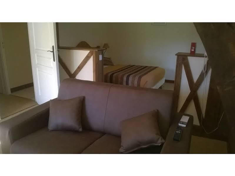 Logis Hotel Auberge De Cartassac Cressensac-Sarrazac Ngoại thất bức ảnh